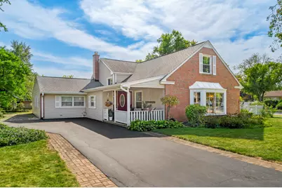 1901 E Cholo Lane, Mount Prospect, IL 60056 - Photo 1