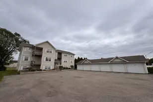 2918 Chartres St, Lasalle, IL 61301 - Photo 1