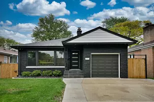 7049 N Caldwell Ave, Chicago, IL 60646 - Photo 1