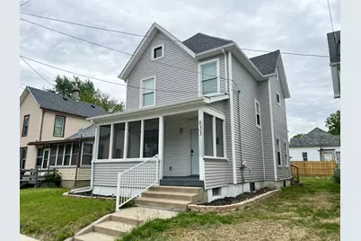 833 S Liberty Avenue, Freeport, IL 61032 - Photo 1