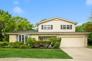 602 S Yale Ave, Arlington Heights, IL 60005 - Photo 1