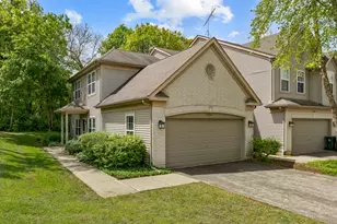 5261 Pebble Ln, Crystal Lake, IL 60012 - Photo 1