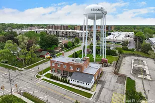 169 N Seymour Ave, Mundelein, IL 60060 - Photo 1