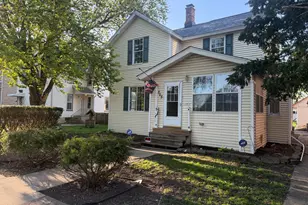 705 Campbell St, Joliet, IL 60435 - Photo 1