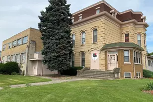 305 S Lake St, Aurora, IL 60506 - Photo 1