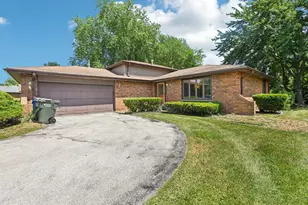 71 Ruggles Ct, Orland Park, IL 60467 - Photo 1