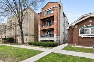 6442 N Mozart St, Chicago, IL 60645 - Photo 1