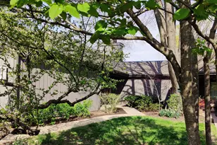 377 Mallard Point, Lake Barrington, IL 60010 - Photo 1