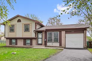 3858 Holly Ct, Country Club Hills, IL 60478 - Photo 1