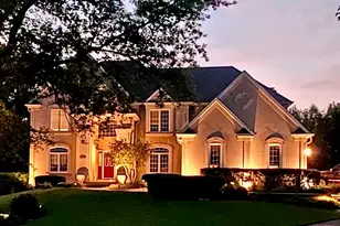 36W850 Red Gate Ct, Saint Charles, IL 60175 - Photo 1