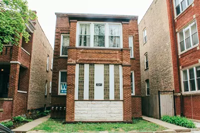 3045 W Eastwood Avenue, Chicago, IL 60625 - Photo 1