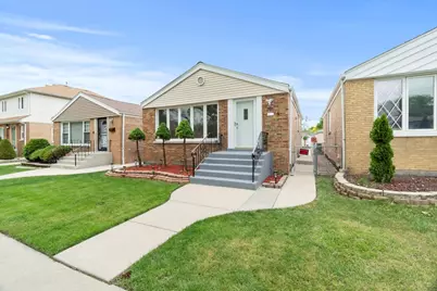 5239 S Rutherford Avenue, Chicago, IL 60638 - Photo 1