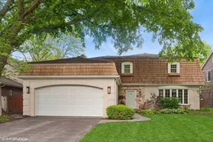 737 S Seminary Ave, Park Ridge, IL 60068 - Photo 1