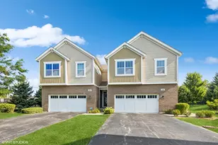 14 E Moseley Rd, Palatine, IL 60074 - Photo 1