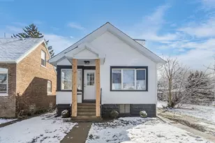 12533 S Lowe Ave, Chicago, IL 60628 - Photo 1