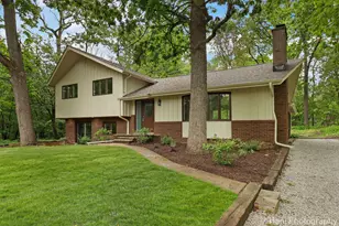 26660 W Sycamore Rd, Antioch, IL 60002 - Photo 1