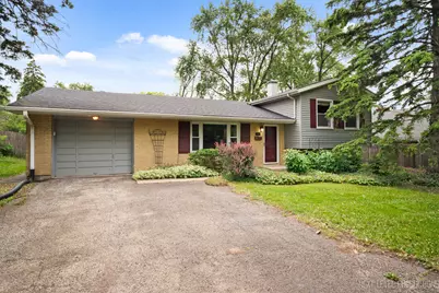 333 S 14th Street, Saint Charles, IL 60174 - Photo 1