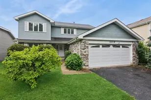 1079 E Cunningham Dr, Palatine, IL 60074 - Photo 1