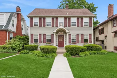 820 N Oak Park Avenue, Oak Park, IL 60302 - Photo 1