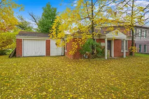 8901 W 95th St, Palos Hills, IL 60465 - Photo 1