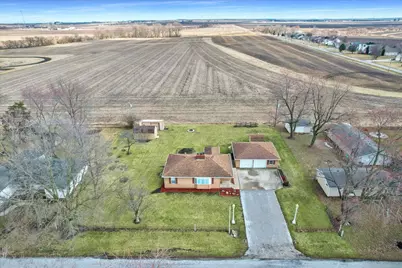 303 S McKinley Street, Mansfield, IL 61854 - Photo 1