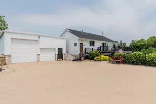 3980 E 4th Rd, Mendota, IL 61342 - Photo 1