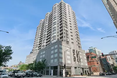 600 N Dearborn Street #605, Chicago, IL 60654 - Photo 1