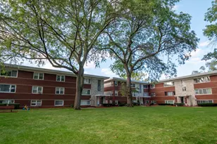 6862 W Lode Dr, Worth, IL 60482 - Photo 1