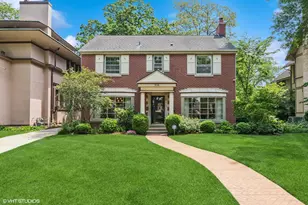 536 Fair Oaks Ave, Oak Park, IL 60302 - Photo 1