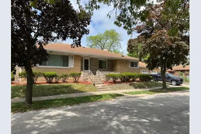 32 Elizabeth Street, Calumet City, IL 60409 - Photo 1