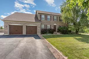 26345 W Silver Stream Dr, Channahon, IL 60410 - Photo 1