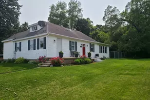 100 Watson Ave, Oglesby, IL 61348 - Photo 1