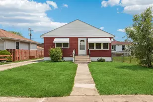 929 Greenbay Ave, Calumet City, IL 60409 - Photo 1
