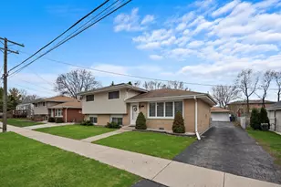 7011 Avon Ave, Oak Lawn, IL 60453 - Photo 1