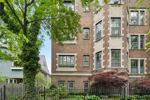 5614 S Blackstone Ave, Chicago, IL 60637 - Photo 1