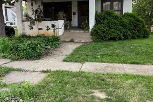 316 E Jefferson St, Freeport, IL 61032 - Photo 1