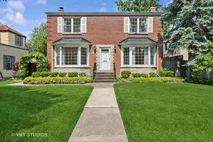 6250 N Navajo Ave, Chicago, IL 60646 - Photo 1