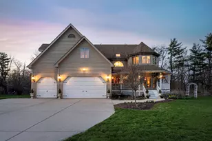 639 White Oak Way, Yorkville, IL 60560 - Photo 1