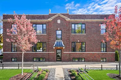 4153 N Hermitage Avenue, Chicago, IL 60613 - Photo 1