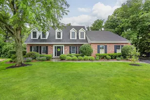 1925 Kentwood Ct, Darien, IL 60561 - Photo 1