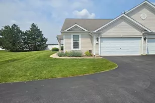 13592 Delaney Rd, Huntley, IL 60142 - Photo 1