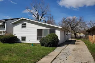 16240 Justine St, Markham, IL 60428 - Photo 1