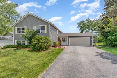 792 Ravenswood Court, Lake Zurich, IL 60047 - Photo 1