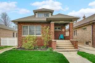 12210 S Ann St, Blue Island, IL 60406 - Photo 1