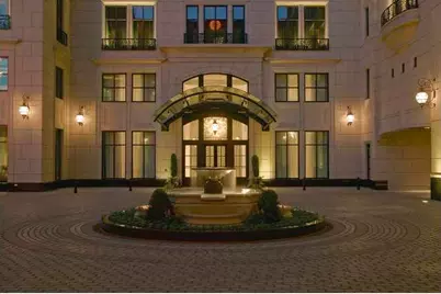 11 E Walton Street #4202, Chicago, IL 60611 - Photo 1