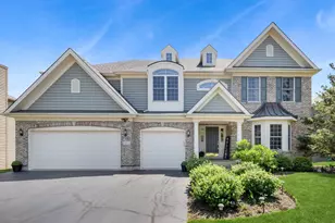 6 Valhalla Ct, Lake in the Hills, IL 60156 - Photo 1