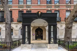 210 E Pearson St, Chicago, IL 60611 - Photo 1