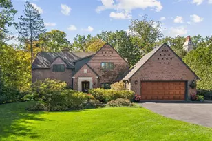 350 N Deere Park Dr W, Highland Park, IL 60035 - Photo 1