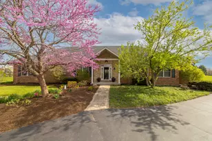 773 Carolyn Ct, Elburn, IL 60119 - Photo 1
