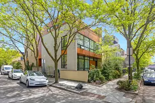 839 N Hermitage Ave, Chicago, IL 60622 - Photo 1